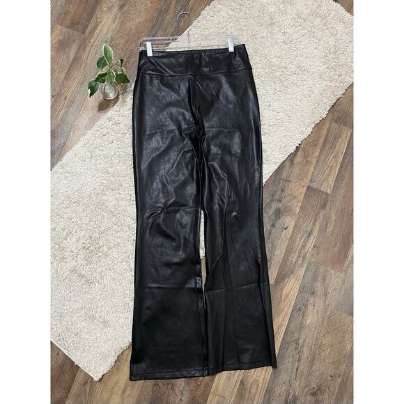 Aeropostale Size Medium Faux Leather High Waisted Pull On Flare Legging - Picture 2 of 6